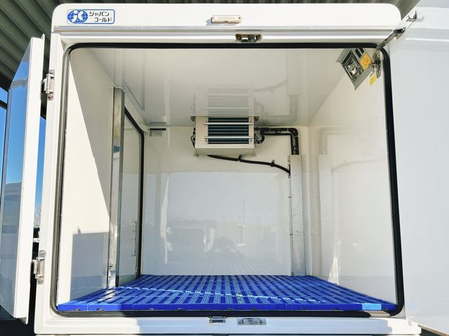 DAIHATSU HIJET truck 4WD 2017