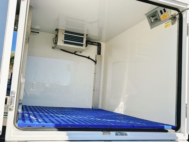 DAIHATSU HIJET truck 4WD 2017