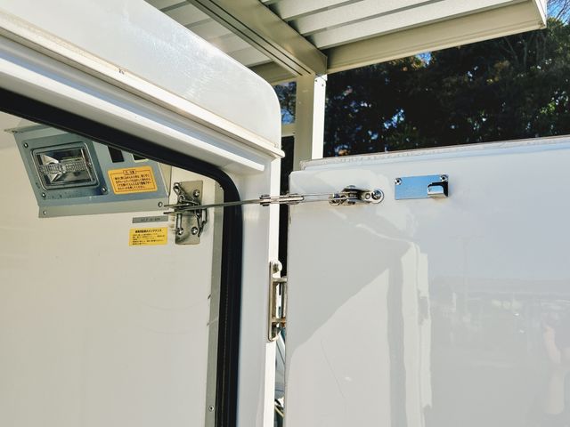 DAIHATSU HIJET truck 4WD 2017