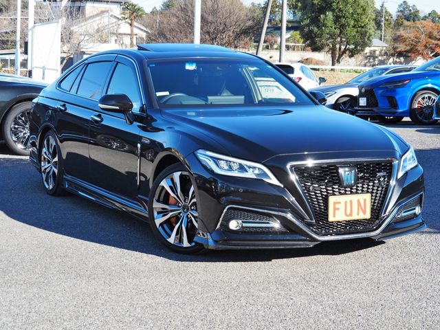 TOYOTA CROWN sedan hybrid 2021