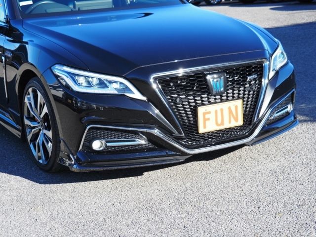 TOYOTA CROWN sedan hybrid 2021