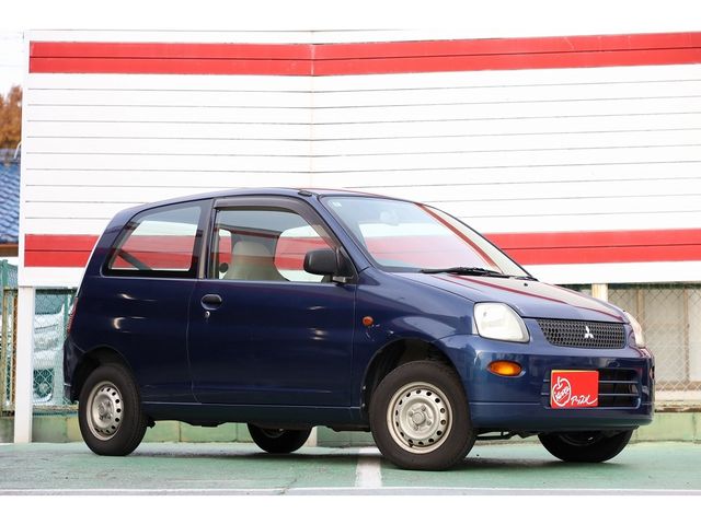 MITSUBISHI MINICA van 2011