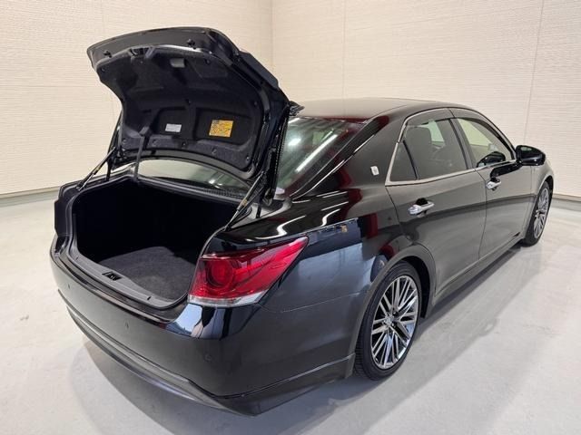 TOYOTA CROWN sedan hybrid 2014