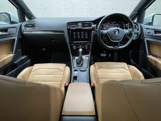 VOLKSWAGEN VOLKSWAGEN GOLF 2018