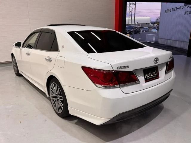 TOYOTA CROWN sedan 2013