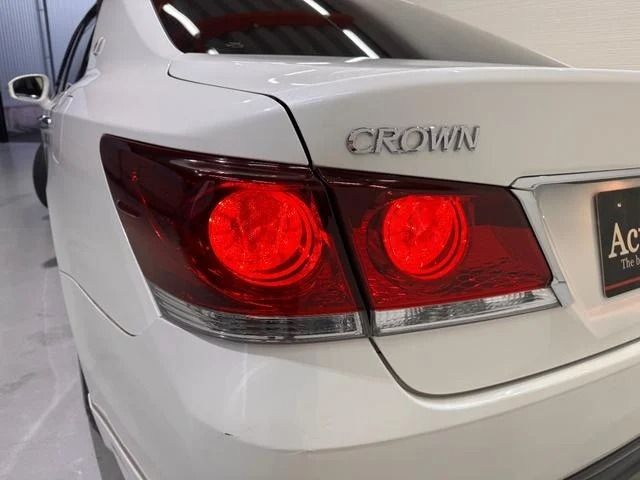 TOYOTA CROWN sedan 2013