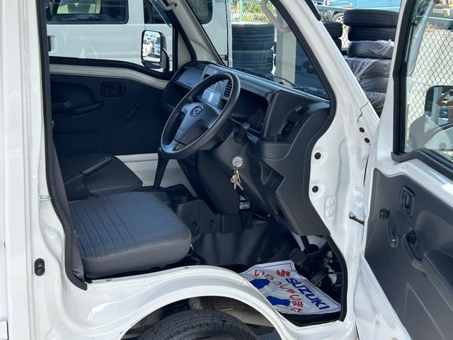 DAIHATSU HIJET truck 4WD 2021