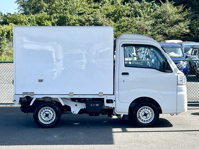 DAIHATSU HIJET truck 4WD 2021