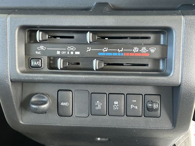 DAIHATSU HIJET truck 4WD 2021