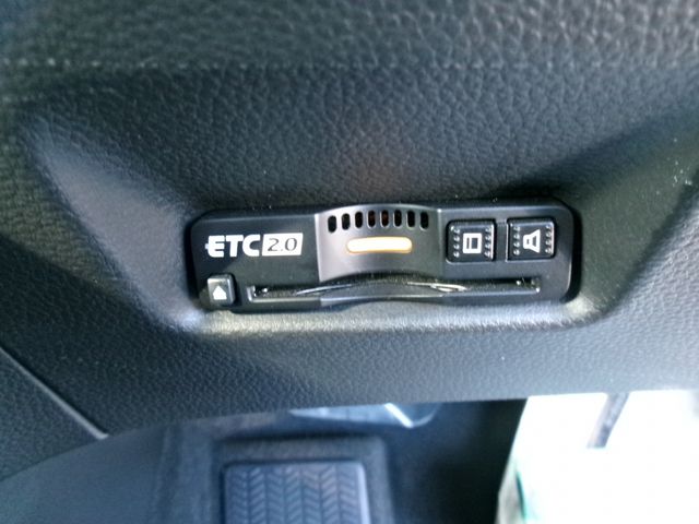 HONDA FIT e:HEV 4WD 2022