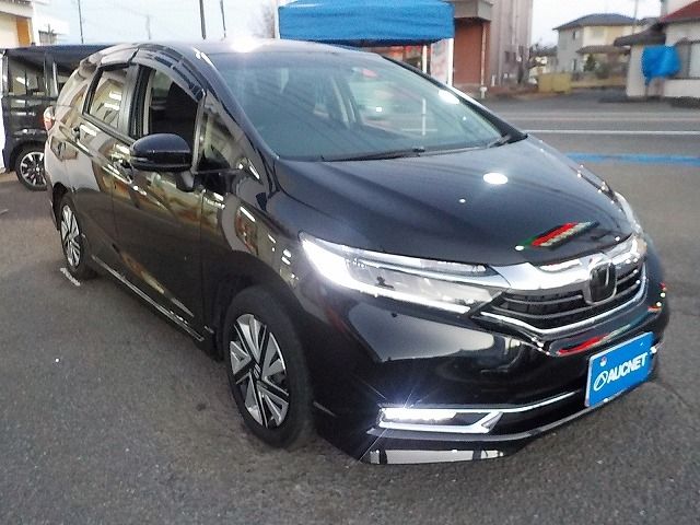 HONDA SHUTTLE HYBRID 2022
