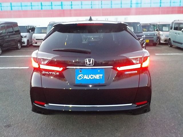 HONDA SHUTTLE HYBRID 2022