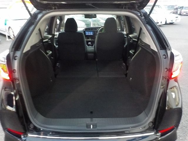 HONDA SHUTTLE HYBRID 2022