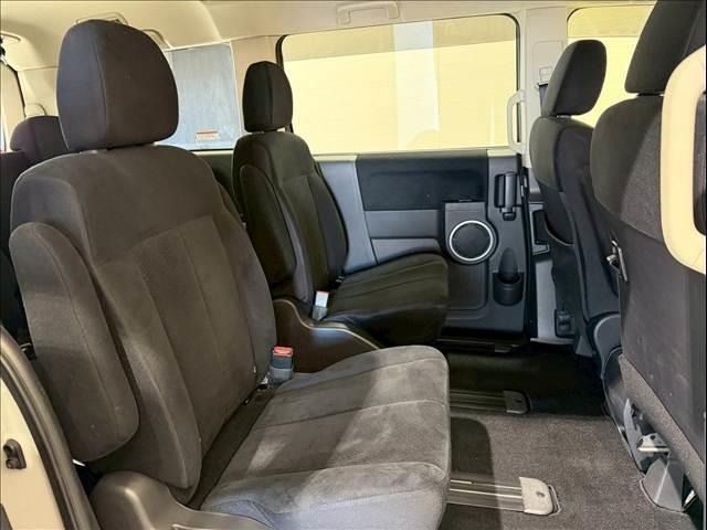 MITSUBISHI DELICA D:5 4WD 2015