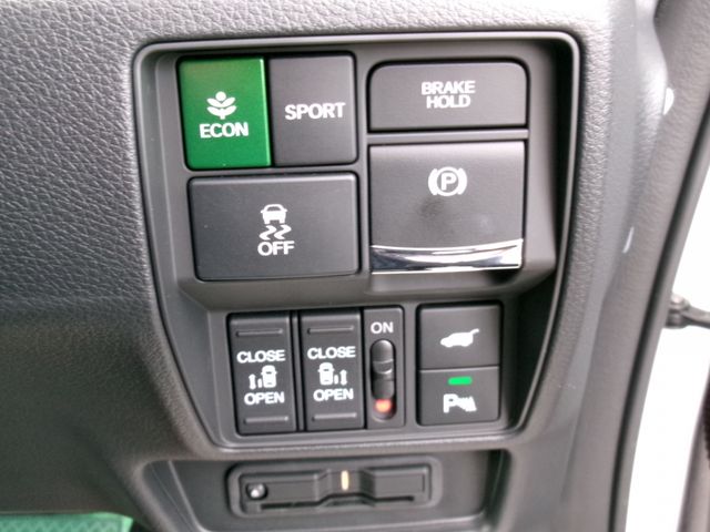 HONDA ODYSSEY e:HEV 2023