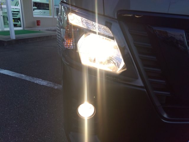 NISSAN NV350 CARAVAN 4WD 2013