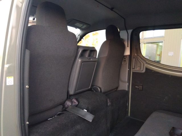 NISSAN NV350 CARAVAN 4WD 2013