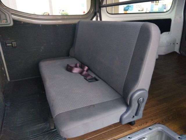 NISSAN NV350 CARAVAN 4WD 2013