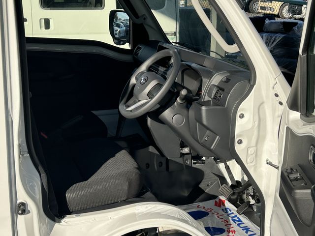 DAIHATSU HIJET truck 4WD 2025