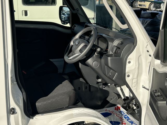 DAIHATSU HIJET truck 4WD 2025