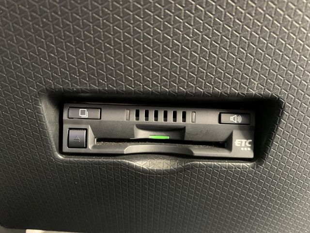 DAIHATSU TANTO FAN CROSS 2023