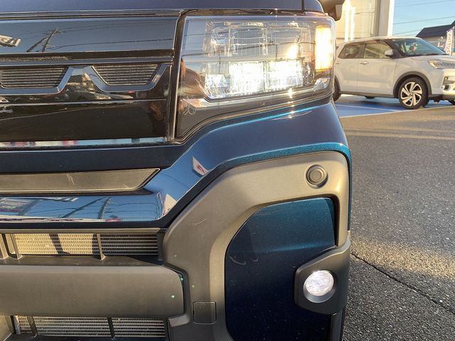 DAIHATSU TANTO FAN CROSS 2023