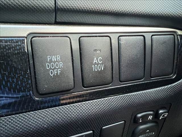 TOYOTA ESTIMA HYBRID 4WD 2012