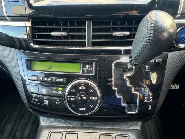 TOYOTA ESTIMA HYBRID 4WD 2012