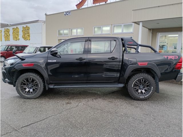 TOYOTA HILUX 4WD 2018