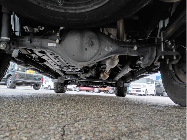 TOYOTA HILUX 4WD 2018