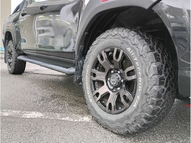 TOYOTA HILUX 4WD 2018