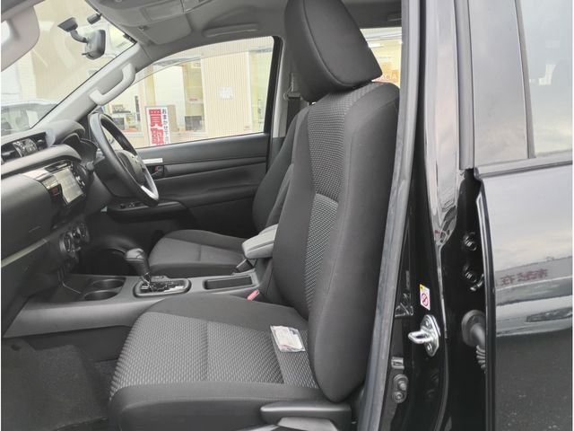 TOYOTA HILUX 4WD 2018