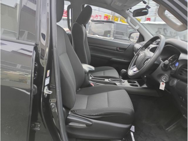 TOYOTA HILUX 4WD 2018