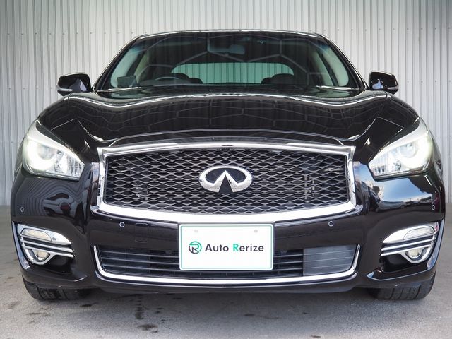 NISSAN FUGA HYBRID 2016