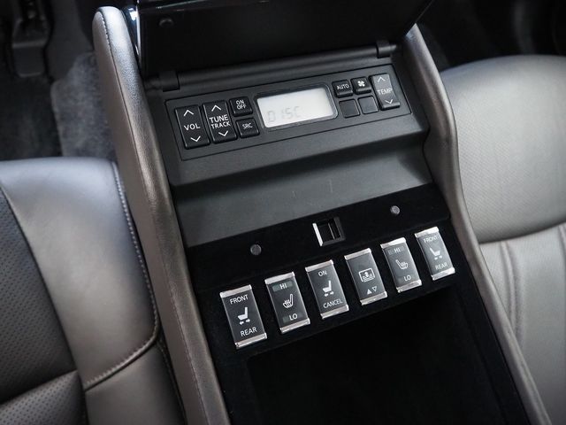 NISSAN FUGA HYBRID 2016