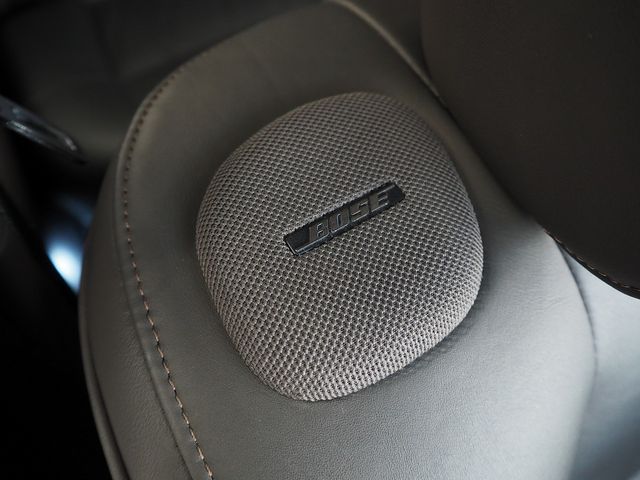 NISSAN FUGA HYBRID 2016