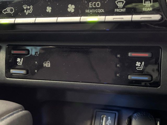 TOYOTA RAV4 HYBRID 4WD 2025