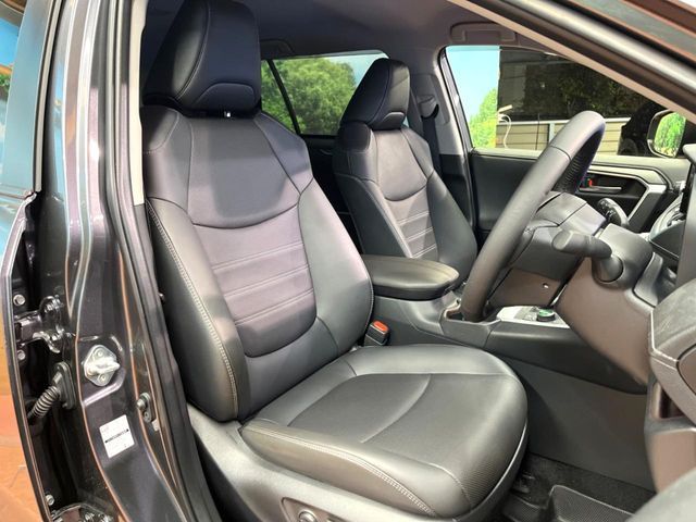 TOYOTA RAV4 HYBRID 4WD 2025