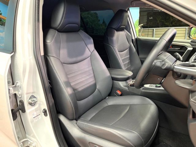 TOYOTA RAV4 HYBRID 4WD 2023