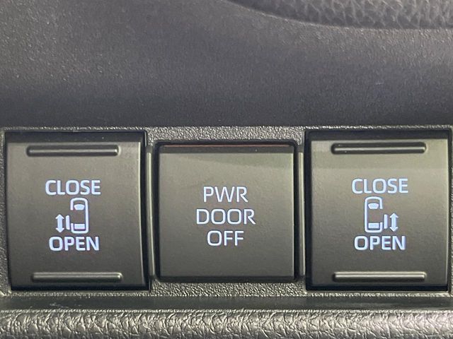 TOYOTA SIENTA HYBRID 2025