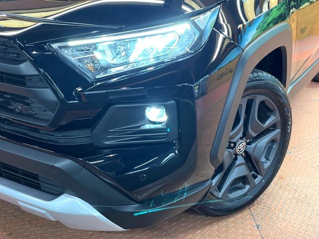 TOYOTA RAV4 4WD 2025