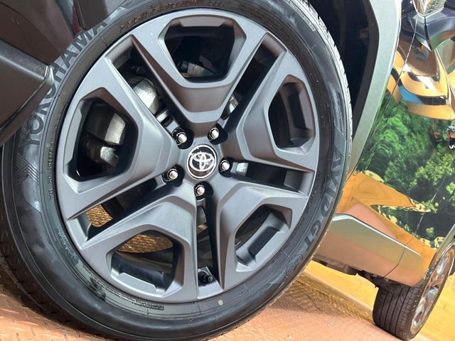 TOYOTA RAV4 4WD 2025