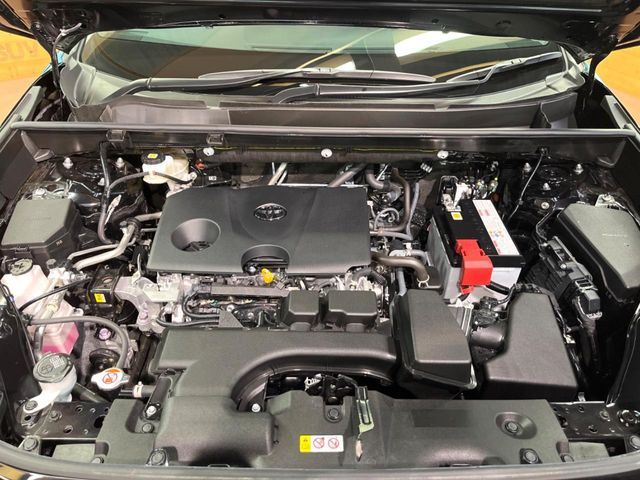 TOYOTA RAV4 4WD 2025