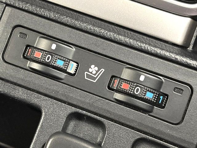 TOYOTA LANDCRUISER PRADO 2021