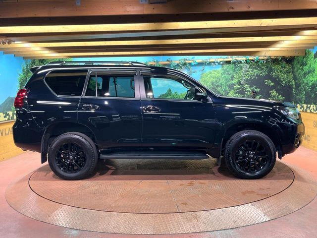 TOYOTA LANDCRUISER PRADO 2021