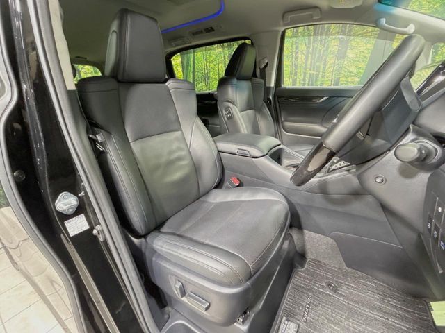 TOYOTA VELLFIRE 2019