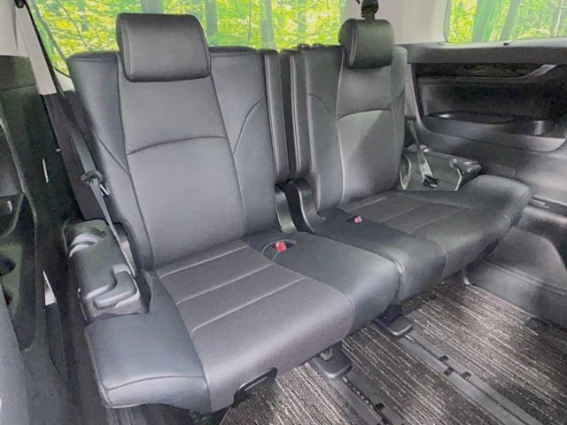 TOYOTA VELLFIRE 2019