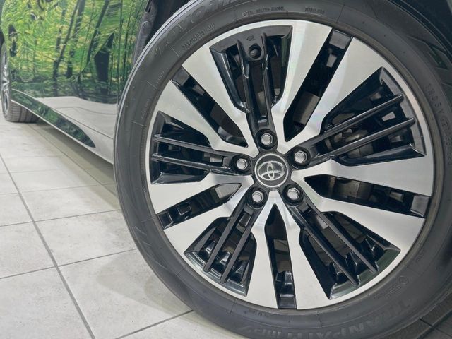 TOYOTA VELLFIRE 2019