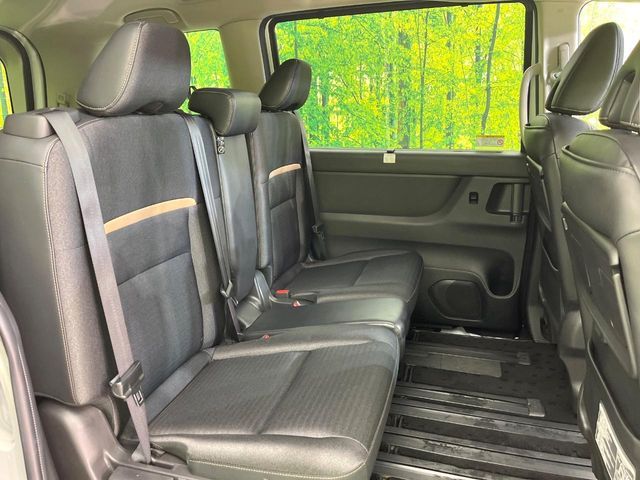 NISSAN SERENA  WG 4WD 2023