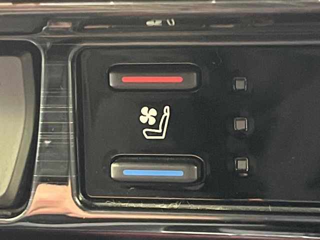 TOYOTA RAV4 4WD 2022